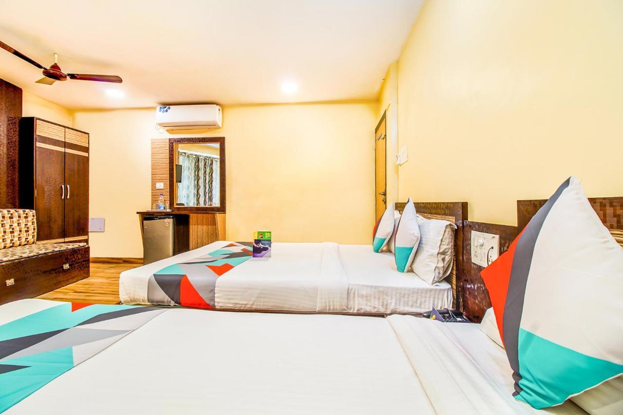 Mukesh Residency Hotel Пюн Екстериор снимка